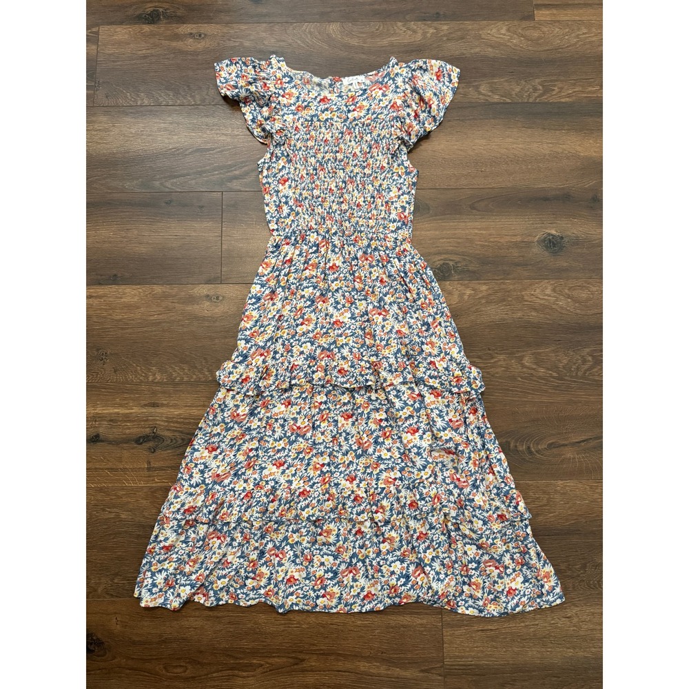 Calista Floral Smocked Midi Dress Blue Red Daisy Flutter Sleeve Tiered Small